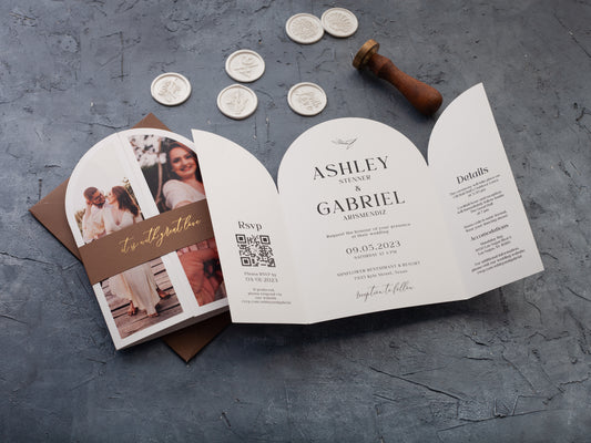 Gatefold wedding invitation with photo
