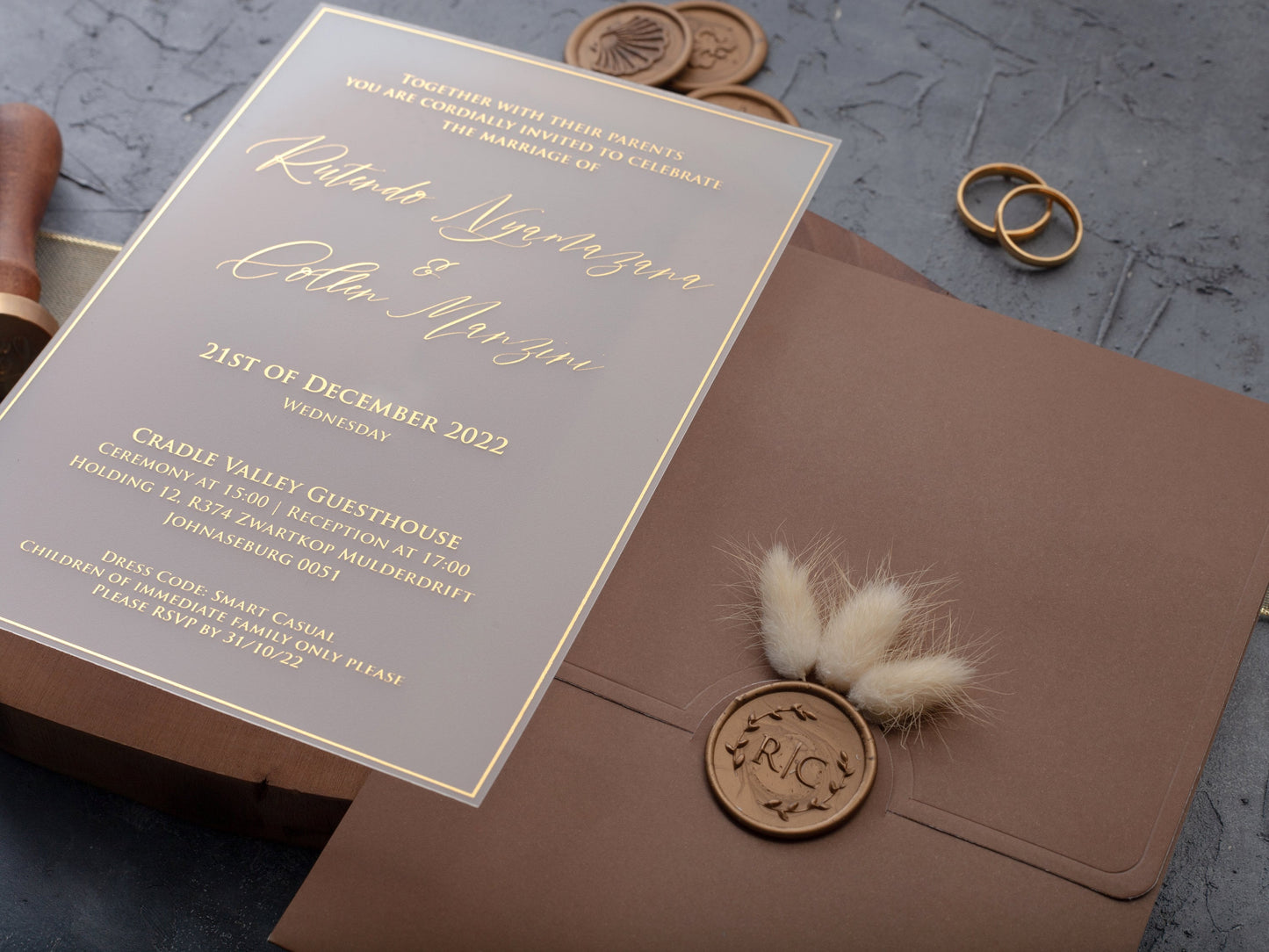 Acrylic wedding invitation with brown envelope